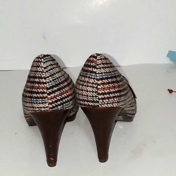 Miss Me Razzle Women's Shoes Cone Heel Tapestry Faux Leather Career Evening 6 - Picture 3 of 12